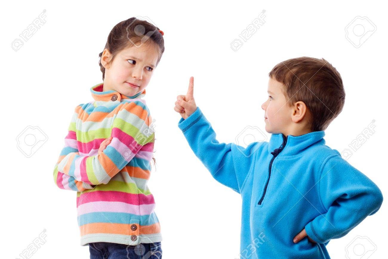 12897807-two-children-who-are-arguing-isolated-on-white.jpg